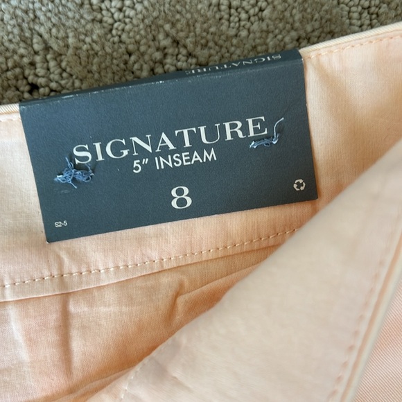 Ann Taylor Factory Embroidered Scallop Shorts - Picture 4 of 9